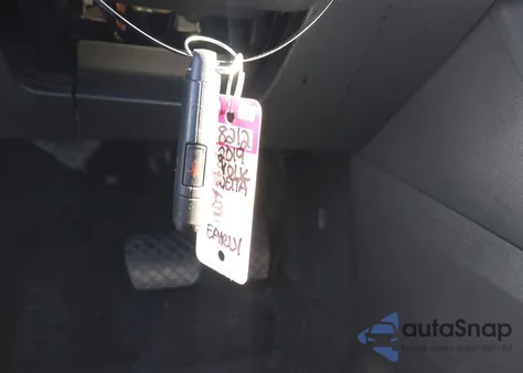 2019 Volkswagen Jetta 1.4T R-Line/1.4T S/1.4T Se from USA, damaged, VIN 3VWC57BU4KM148334